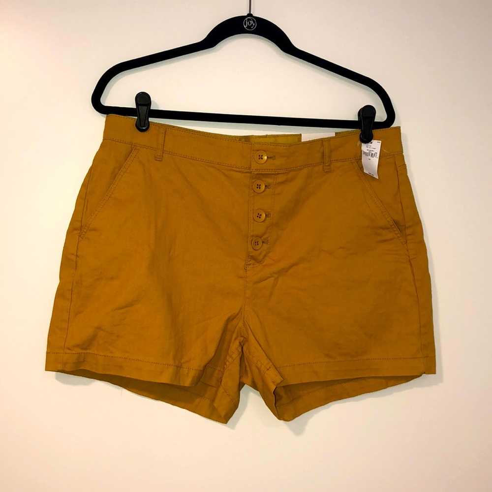 Mustard yellow shorts - brand new!! 🏷